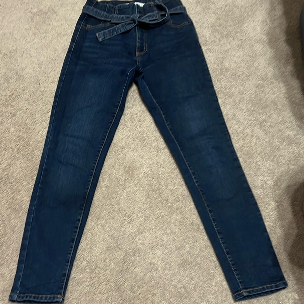 HIGHWAY JEANS Size 3 / 4